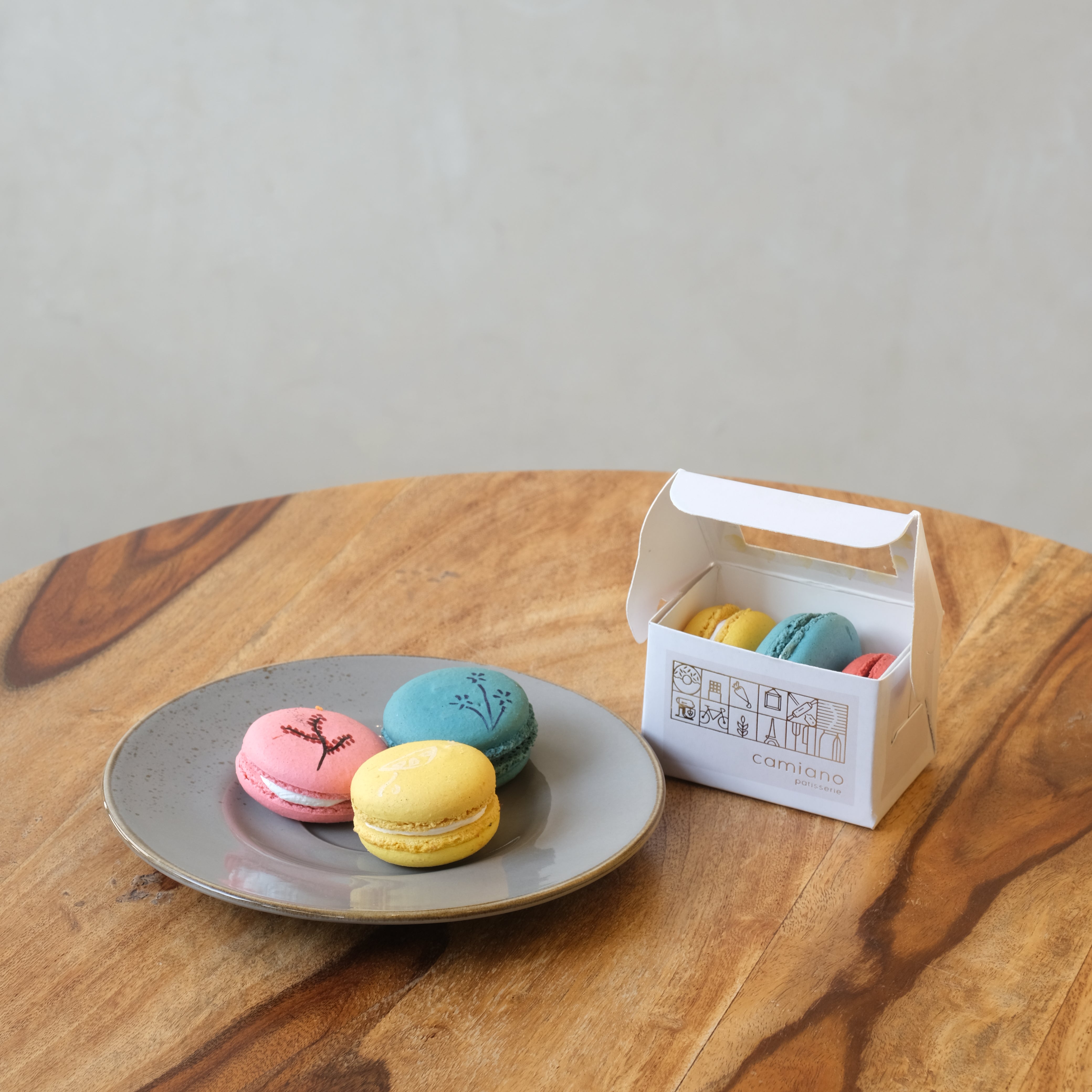 Box of 3 macarons